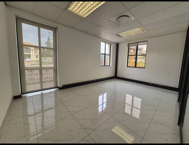 294M² OFFICE TO LET IN MORNINGSIDE